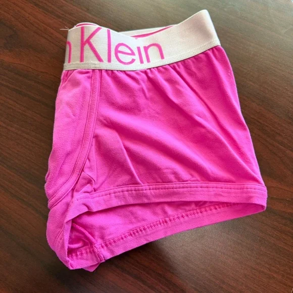 Calvin Klein Fuchsia Boxer Briefs - Picture 7 of 7